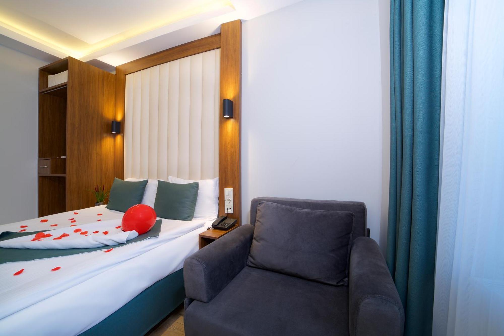 Hotel Black Tulip Istanbul Bagian luar foto