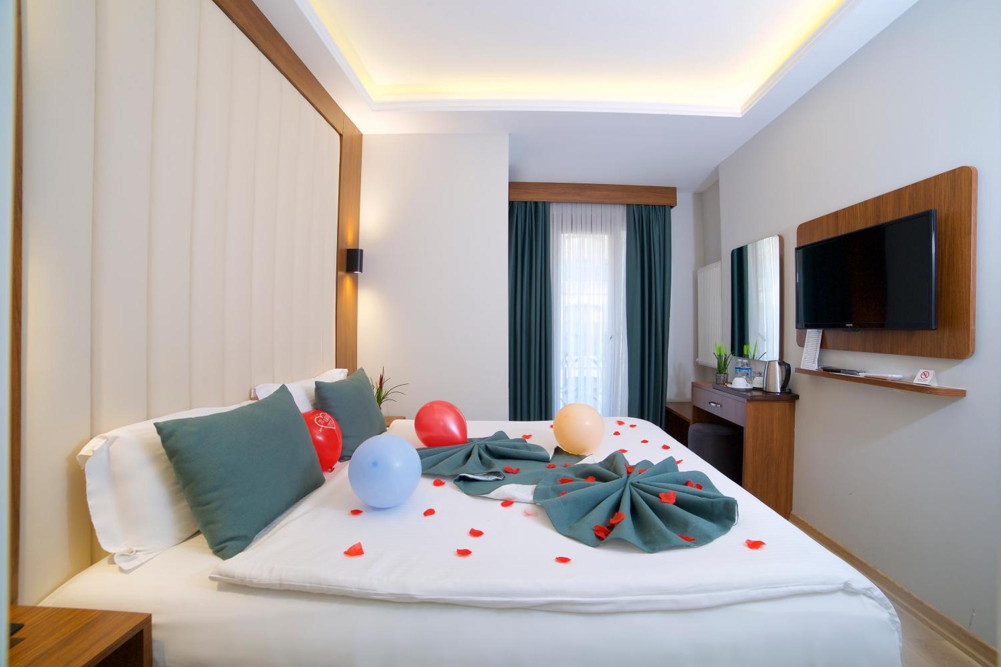 Hotel Black Tulip Istanbul Bagian luar foto
