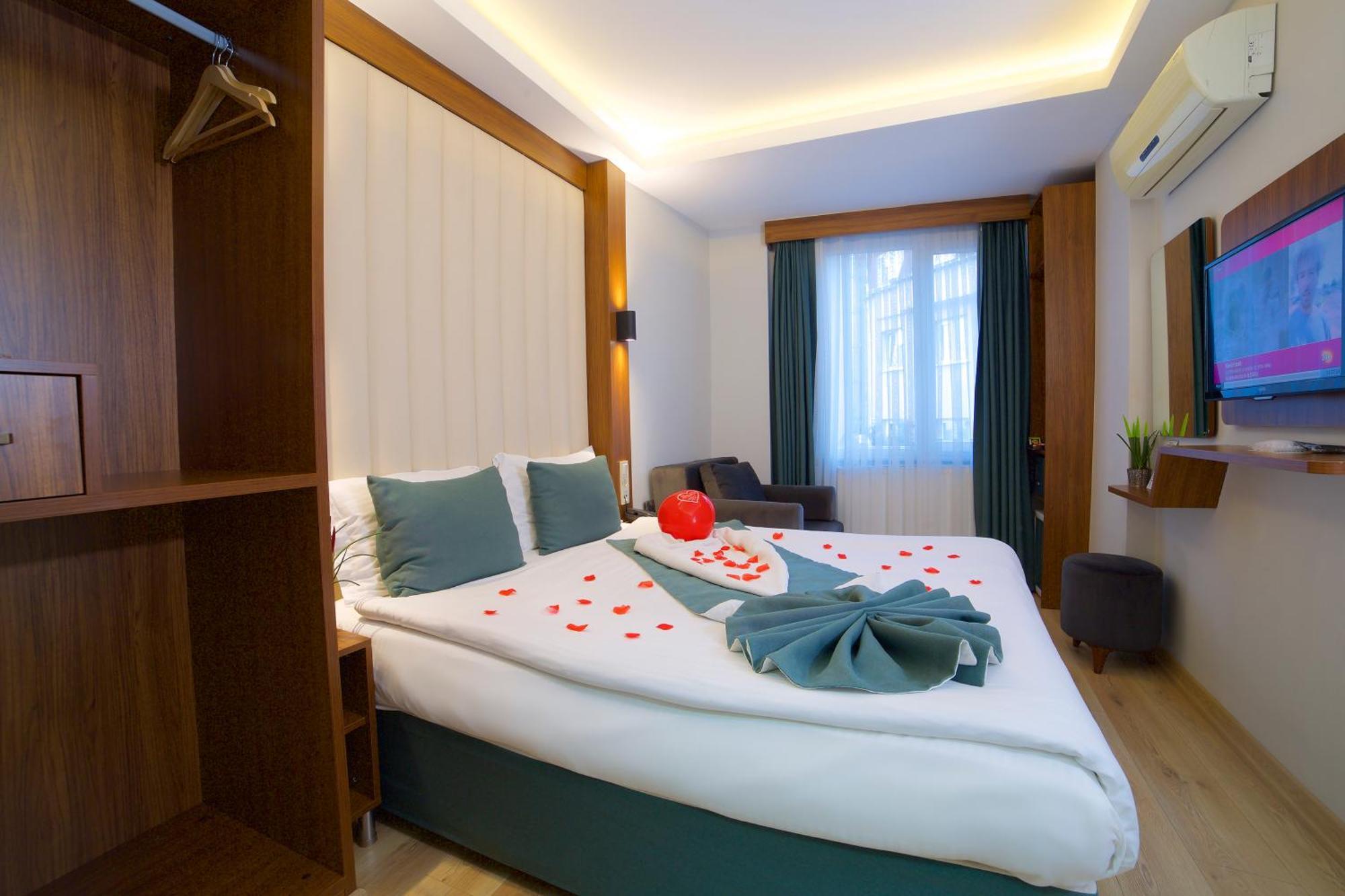 Hotel Black Tulip Istanbul Bagian luar foto