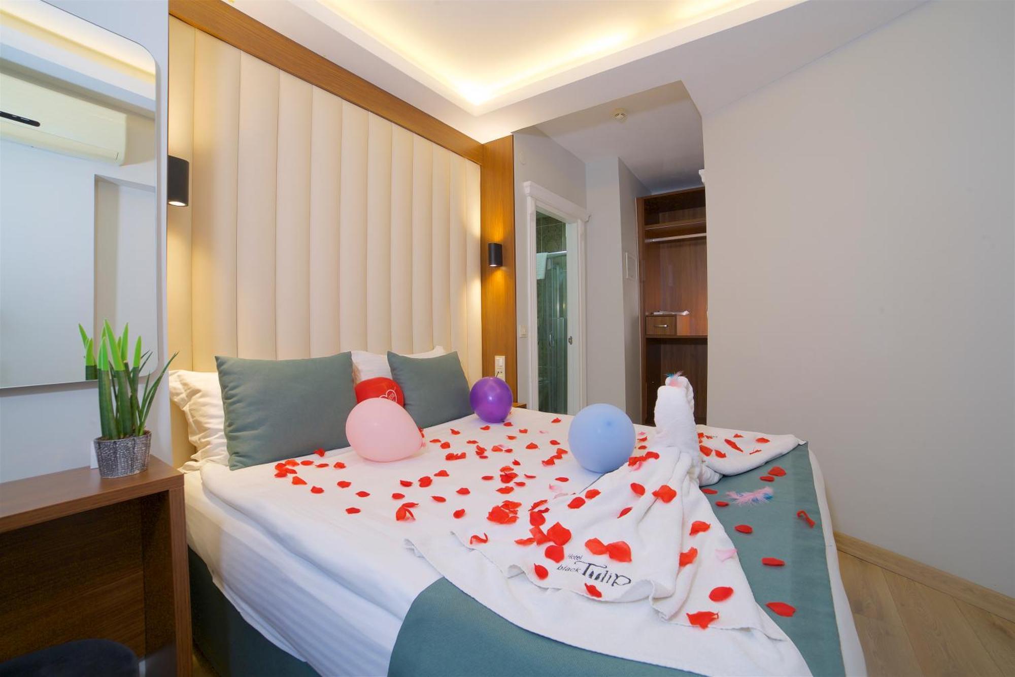 Hotel Black Tulip Istanbul Bagian luar foto