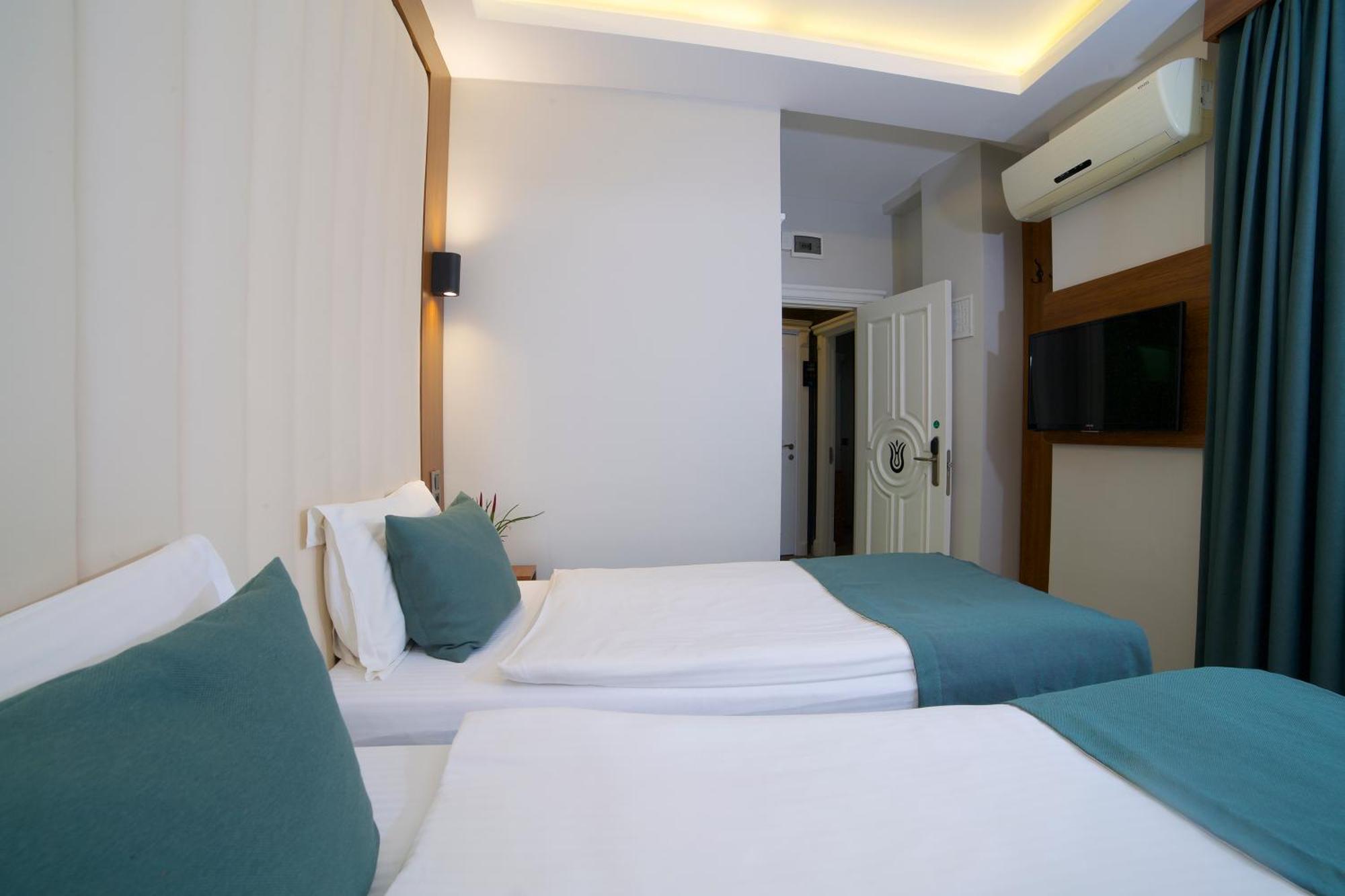 Hotel Black Tulip Istanbul Bagian luar foto