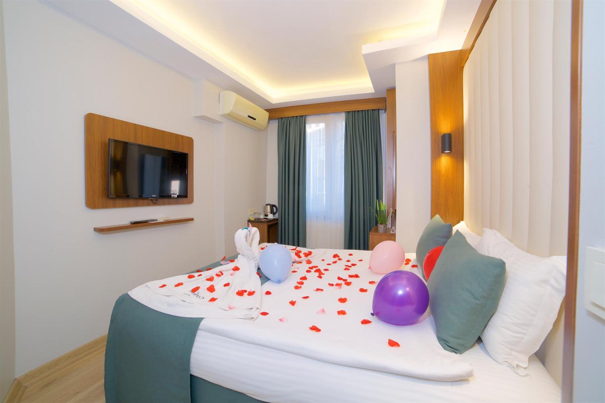Hotel Black Tulip Istanbul Bagian luar foto